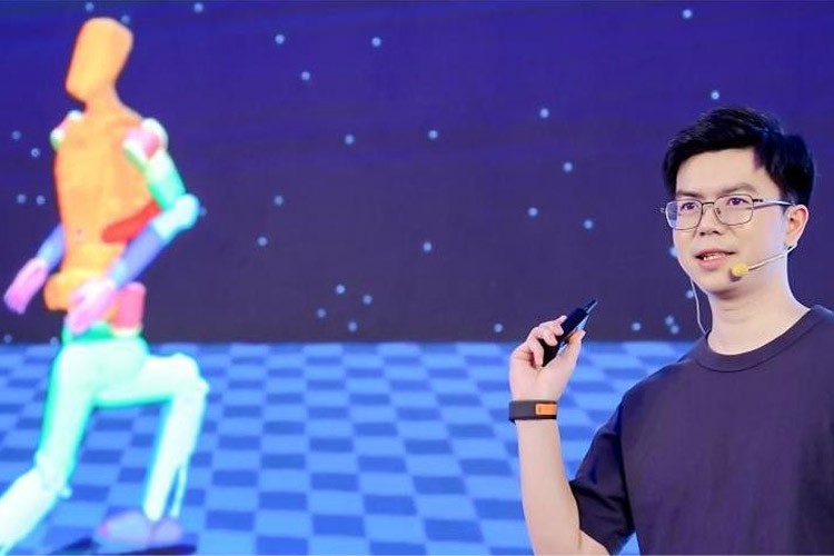 天才少年稚晖君im电竞机器人走路进场！AI模型做大脑，目标售价20万以内